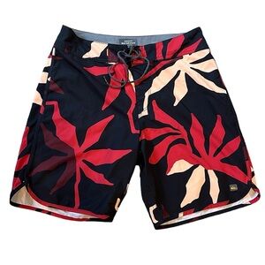 Quicksilver Men's Waterman Odysea 19'' Board Shorts Size 31 Navy Tropical EUC